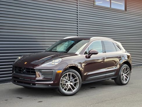 New 2026 Porsche Macan AWD/4WD image 1