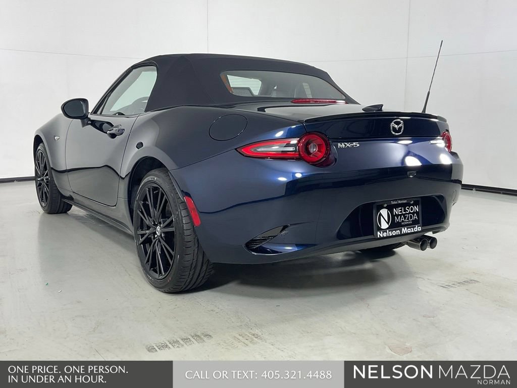 New 2026 MAZDA MX-5 Miata Club w/ Interior Package RWD image 7