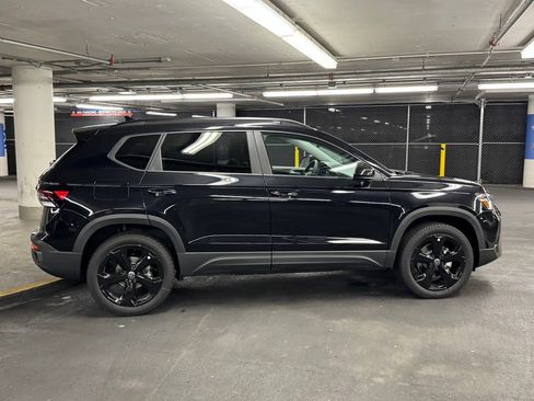 New 2026 Volkswagen Taos SE AWD/4WD image 37