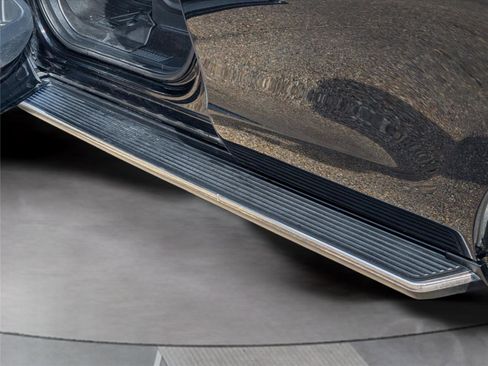 Used 2018 Ford Expedition XLT w/ Equipment Group 202A image 32