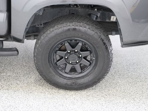 Certified 2023 Toyota Tacoma SR AWD/4WD image 10