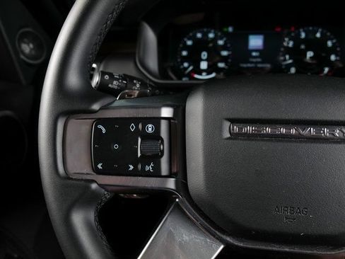 Used 2025 Land Rover Discovery Dynamic SE AWD/4WD image 20