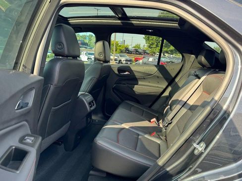 Used 2023 Chevrolet Equinox RS w/ RS Leather Package FWD image 10