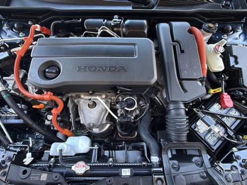 Used 2025 Honda Civic Sport image 26