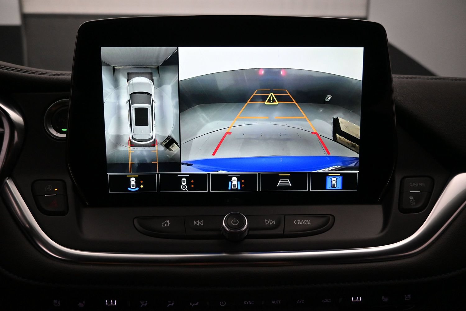 Used 2024 Chevrolet Blazer RS w/ Driver Confidence II Package FWD image 31