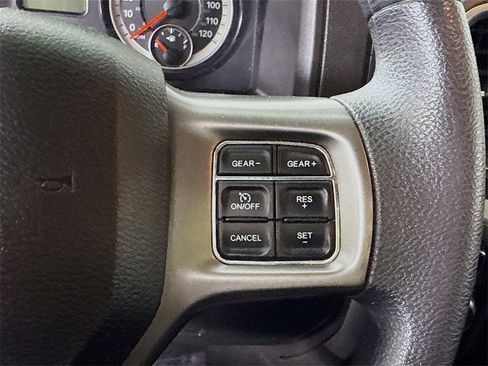 Used 2024 RAM 1500 Classic SLT image 21