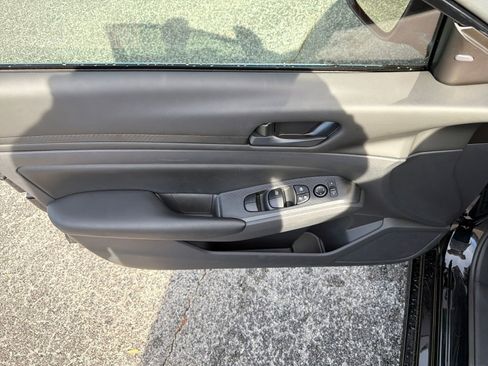 Certified 2025 Nissan Altima 2.5 S image 16