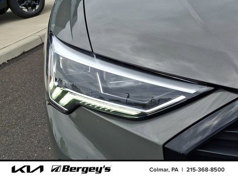 Used 2025 Audi Q3 2.0T Premium w/ Convenience Package AWD/4WD image 11