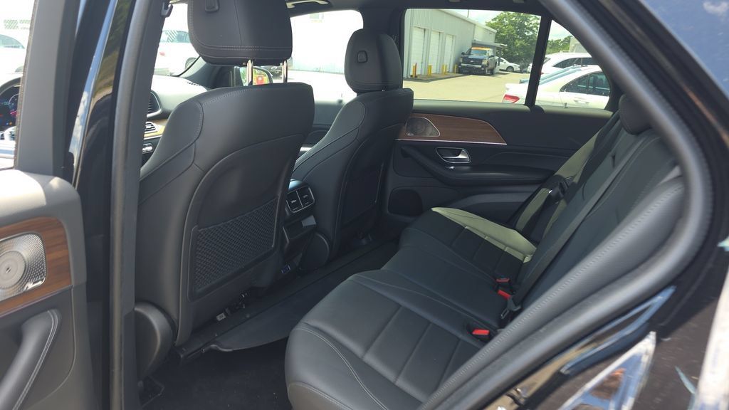 Certified 2025 Mercedes-Benz GLE 450 4MATIC image 23
