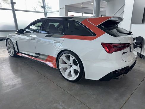 Used 2025 Audi RS 6 performance image 5