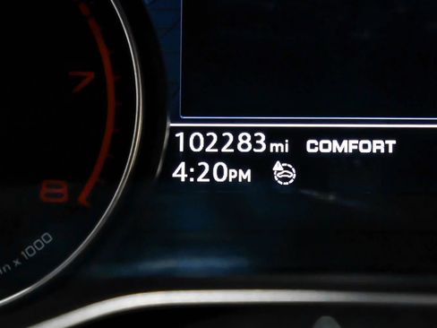 Used 2017 Audi A4 2.0T Ultra Premium w/ Convenience Package image 19