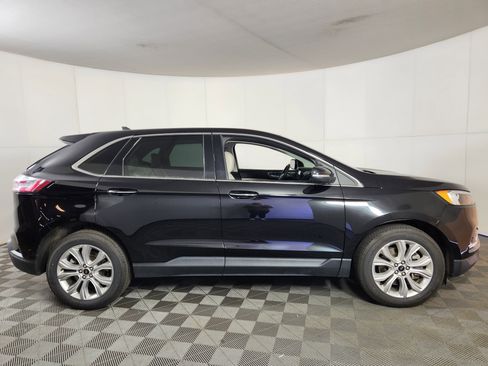 Used 2023 Ford Edge Titanium image 8