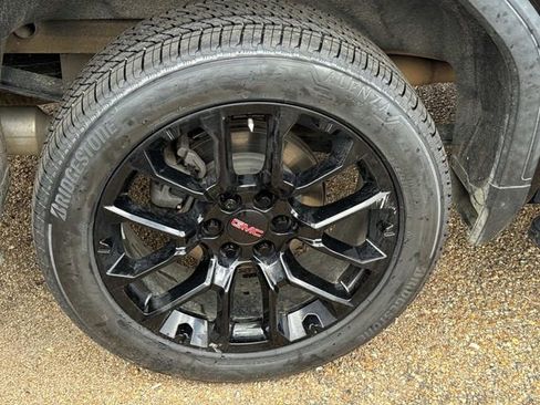 Used 2022 GMC Sierra 1500 Denali image 5