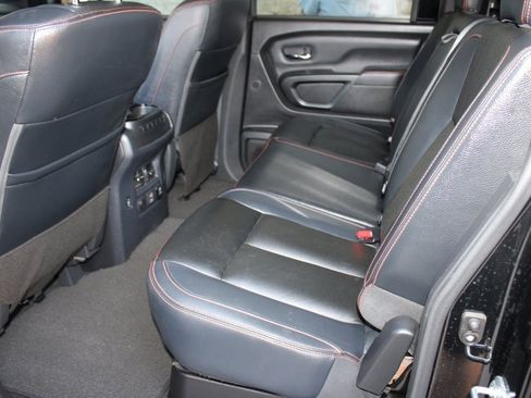 Used 2024 Nissan Titan PRO-4X w/ Pro-4x Convenience Package image 6