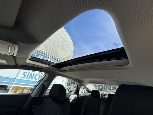 New 2025 Honda Accord SE image 5