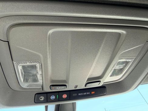 Used 2021 Chevrolet Silverado 1500 LT RWD image 30