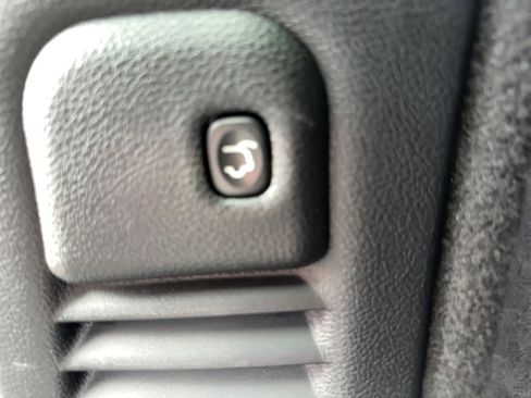 Used 2018 Dodge Durango GT image 30