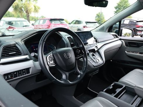 Used 2018 Honda Odyssey Touring image 28