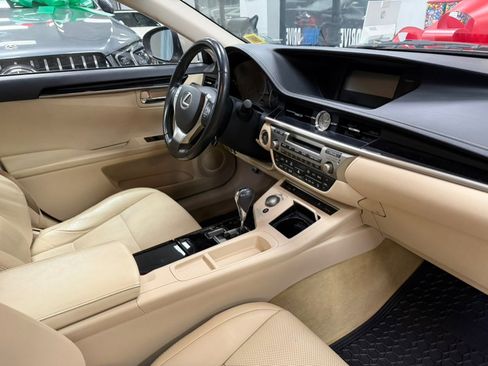 Used 2014 Lexus ES 350 image 30