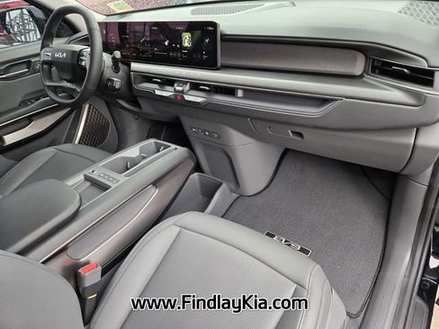 Certified 2026 Kia EV9 Light image 22