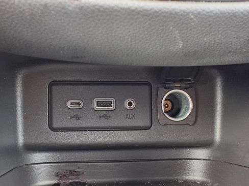 Used 2024 Chevrolet Equinox LT FWD image 7