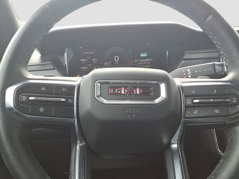 Used 2024 GMC Acadia Elevation image 23