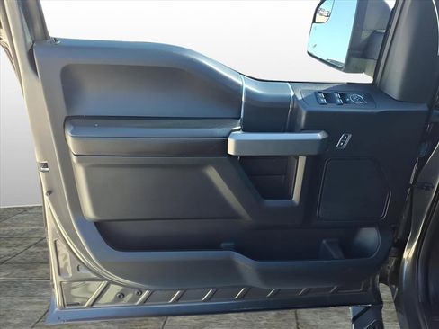 Used 2018 Ford F150 XLT w/ Equipment Group 301A Mid image 11