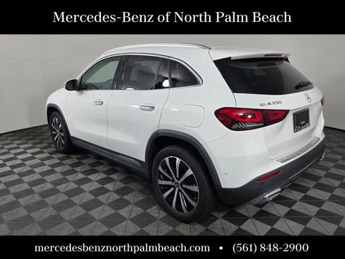 Used 2023 Mercedes-Benz GLA 250 image 4