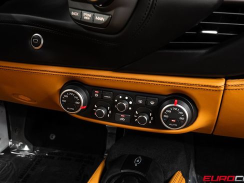Used 2019 Ferrari 488 GTB RWD image 32