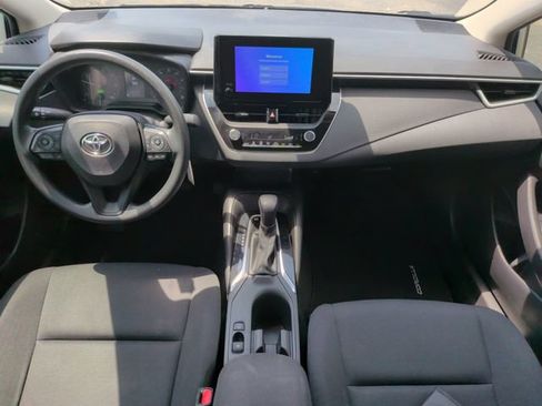 Used 2024 Toyota Corolla LE FWD image 30