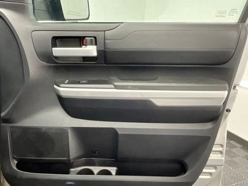 Used 2014 Toyota Tundra Limited image 12