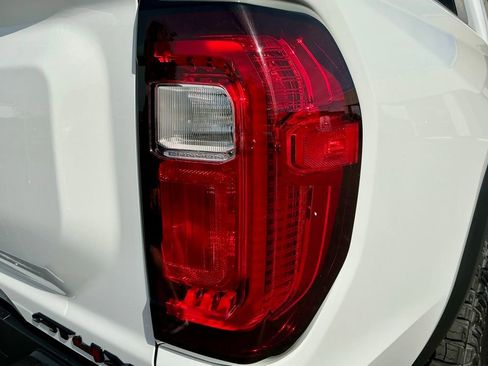 Used 2024 GMC Canyon AT4X image 16