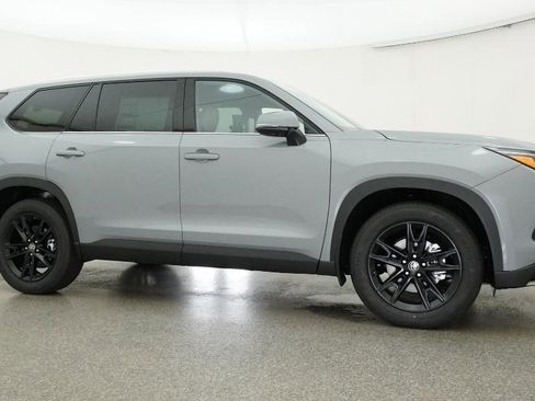 New 2026 Toyota Grand Highlander AWD Hybrid image 6