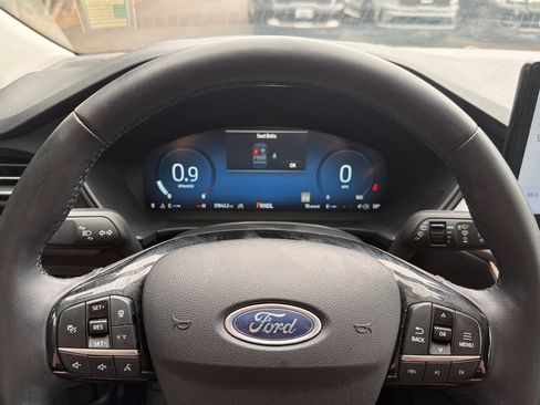 Used 2024 Ford Escape Platinum AWD/4WD image 27