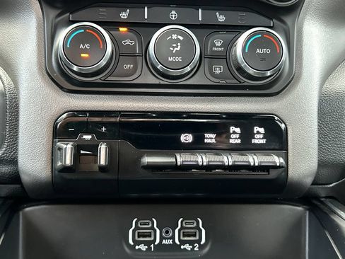 Used 2019 RAM 2500 Big Horn AWD/4WD image 13
