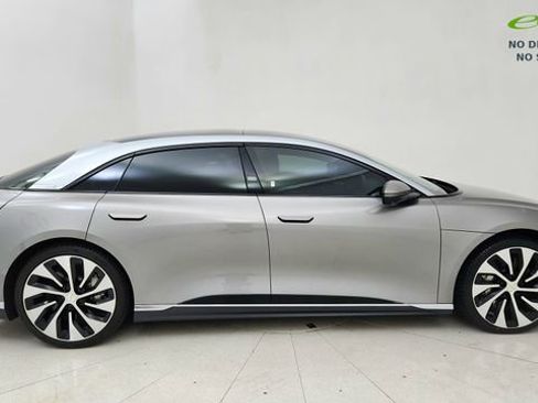 Used 2023 Lucid Air Touring AWD/4WD image 11