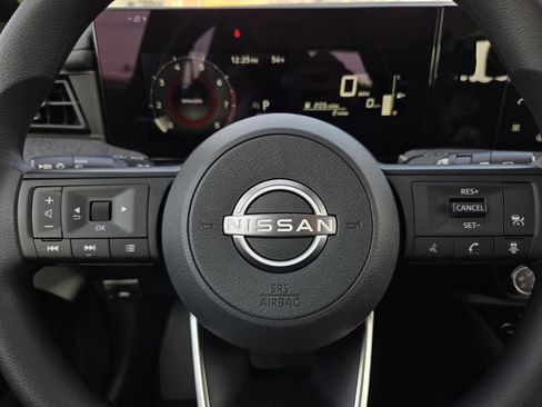 New 2026 Nissan Kicks S image 27