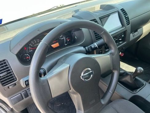 Used 2011 Nissan Frontier S w/ S Preferred Pkg RWD image 12