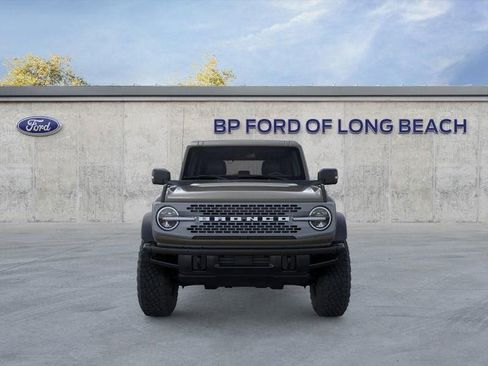 New 2025 Ford Bronco Badlands image 6