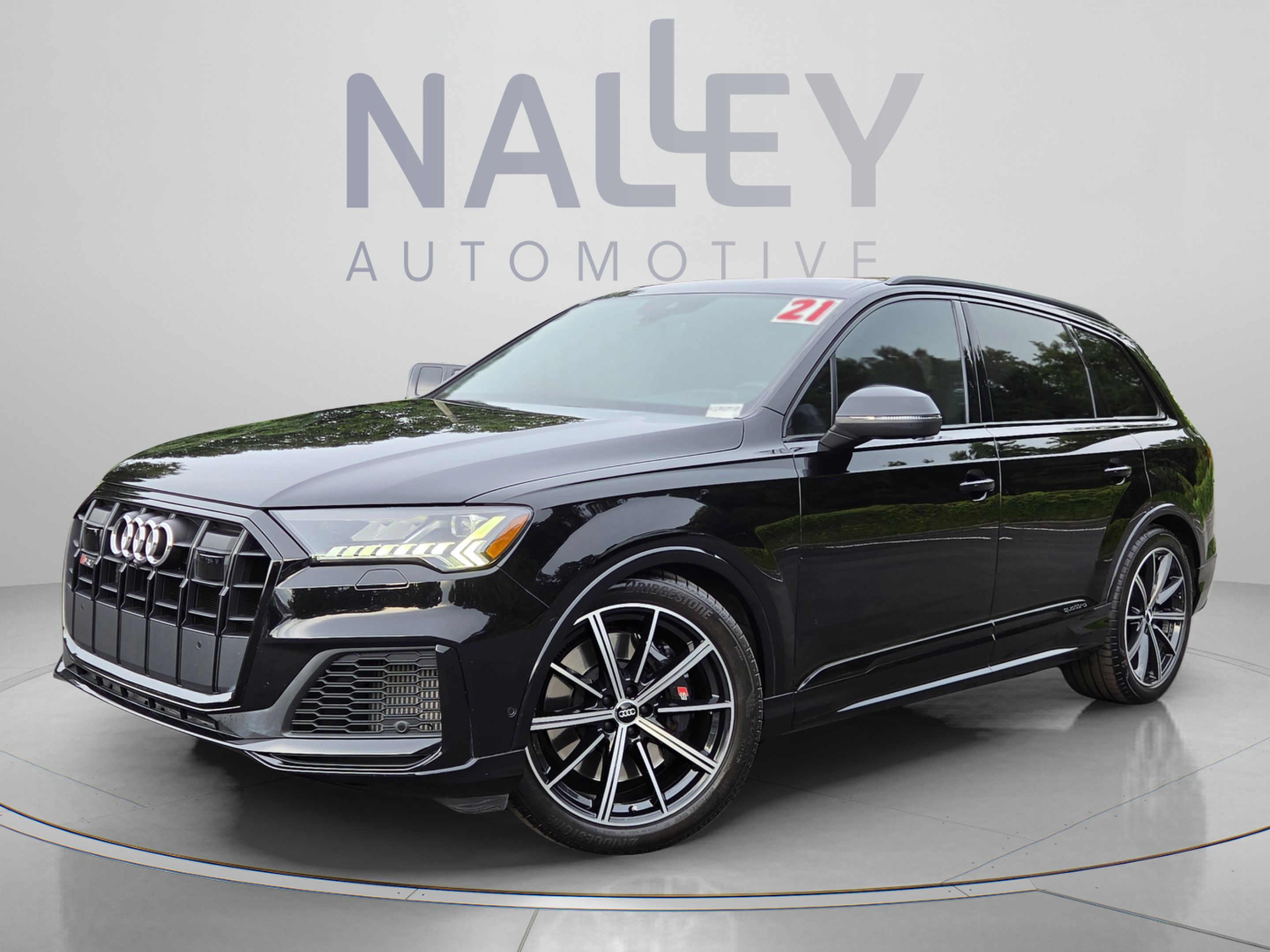 Used 2021 Audi SQ7 Premium Plus w/ Executive Package AWD/4WD image 1