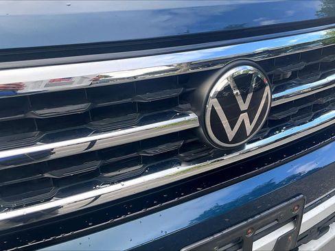 Used 2023 Volkswagen Atlas SE AWD/4WD image 32