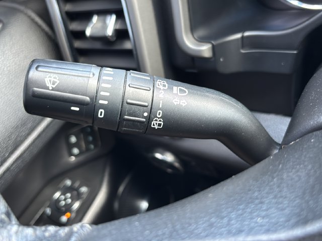 Used 2020 Ford Expedition XLT w/ Equipment Group 202A RWD image 19