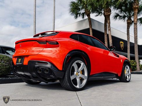 Used 2026 Ferrari Purosangue image 6