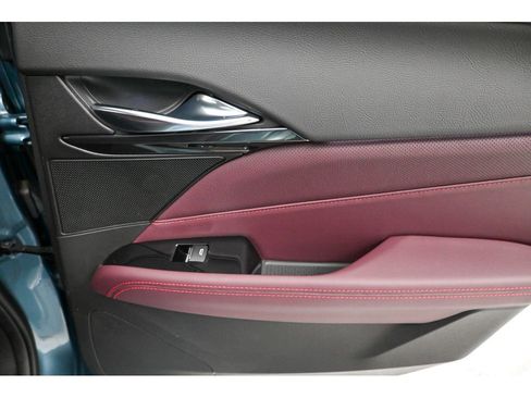 Used 2023 Cadillac CT4 V w/ LPO, ONYX Package image 19