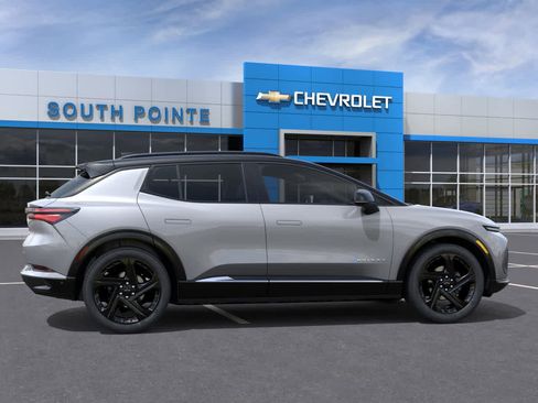 New 2026 Chevrolet Equinox EV RS image 5