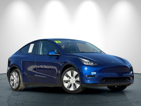 Used 2021 Tesla Model Y Long Range image 2