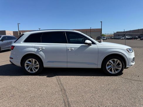 Used 2023 Audi Q7 3.0T Premium Plus AWD/4WD image 4