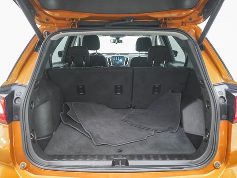 Used 2018 Chevrolet Equinox LT AWD/4WD image 16