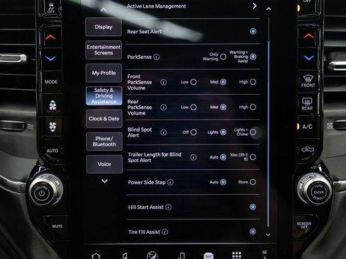 New 2026 RAM 1500 Laramie AWD/4WD image 21
