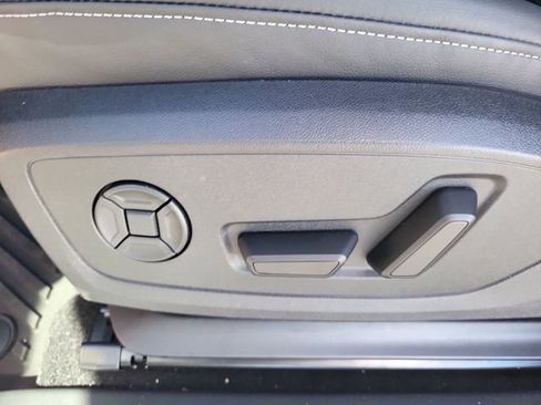 New 2026 Audi Q4 e-tron Premium image 12